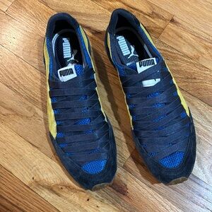 Vintage PUMA Slip On Sneakers